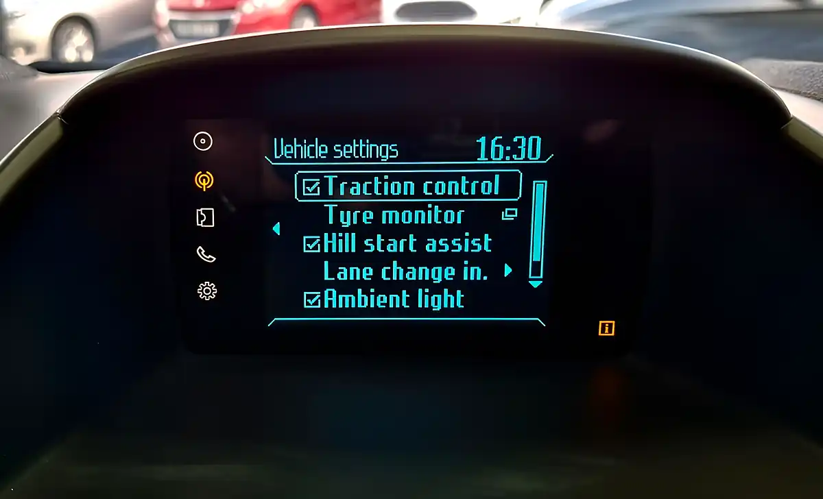 Used 2015 Ford Fiesta Zetec Blue - Interior and Exterior details 16