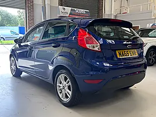 Used 2015 Ford Fiesta Zetec Blue - Interior and Exterior details 7