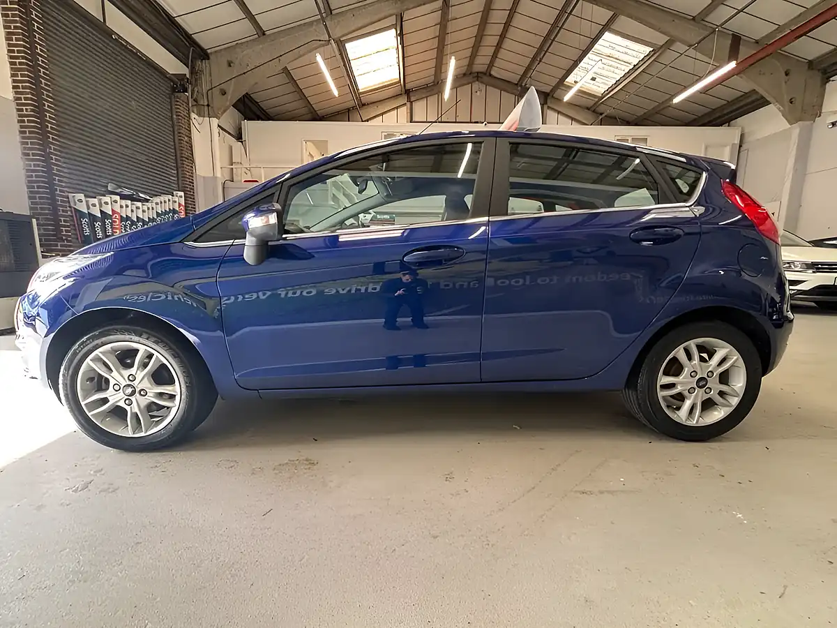 Used 2015 Ford Fiesta Zetec Blue - Interior and Exterior details 8