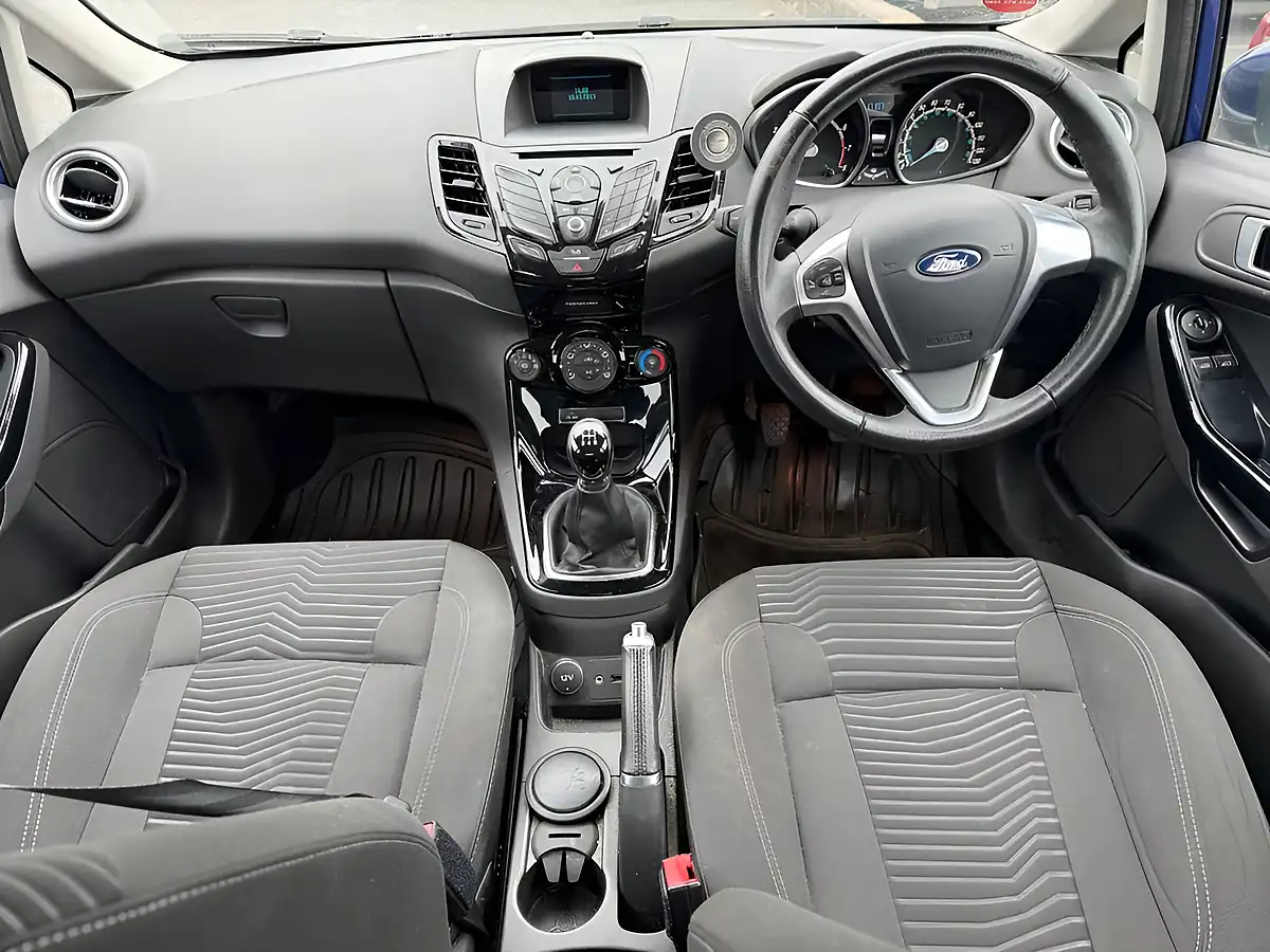 Used 2015 Ford Fiesta Zetec Blue - Interior and Exterior details 14