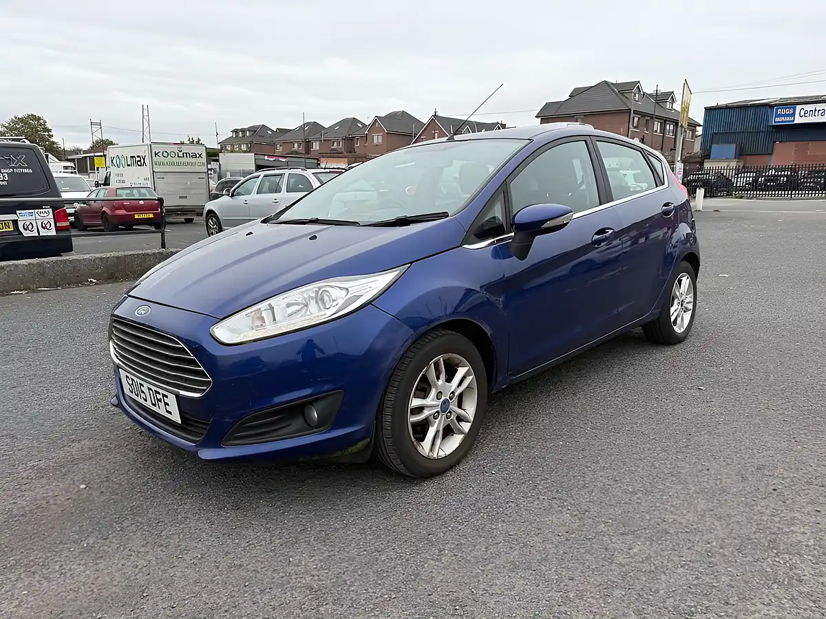 Used 2015 Ford Fiesta Zetec Blue - Interior and Exterior details 20