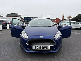 Used 2015 Ford Fiesta Zetec Blue - Interior and Exterior details 3
