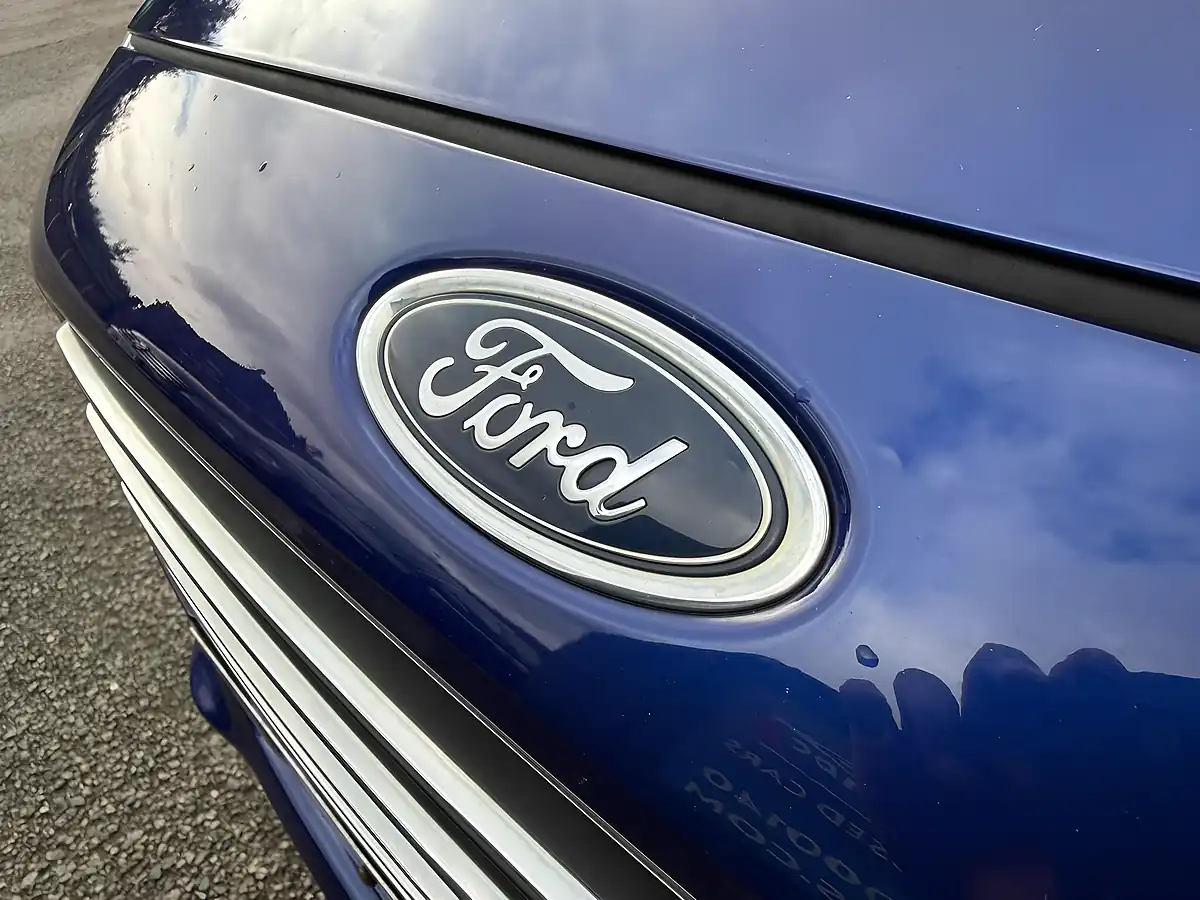 Used 2015 Ford Fiesta Zetec Blue - Interior and Exterior details 19