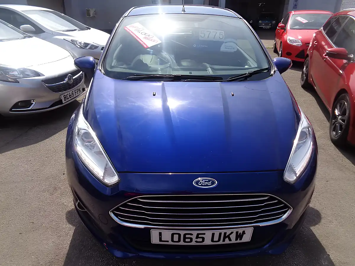 Used 2015 Ford Fiesta Zetec Blue - Interior and Exterior details 13