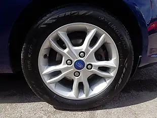 Used 2015 Ford Fiesta Zetec Blue - Interior and Exterior details 18