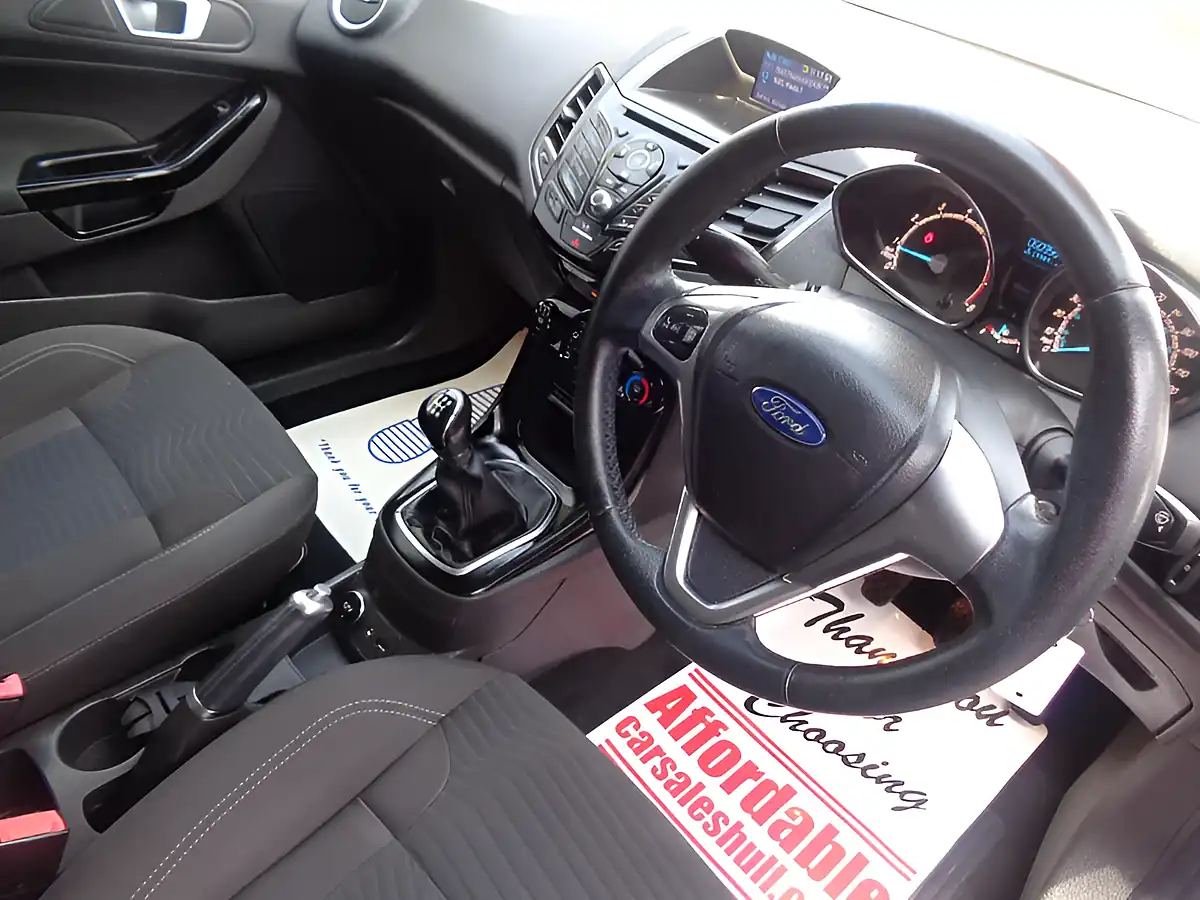 Used 2015 Ford Fiesta Zetec Blue - Interior and Exterior details 6