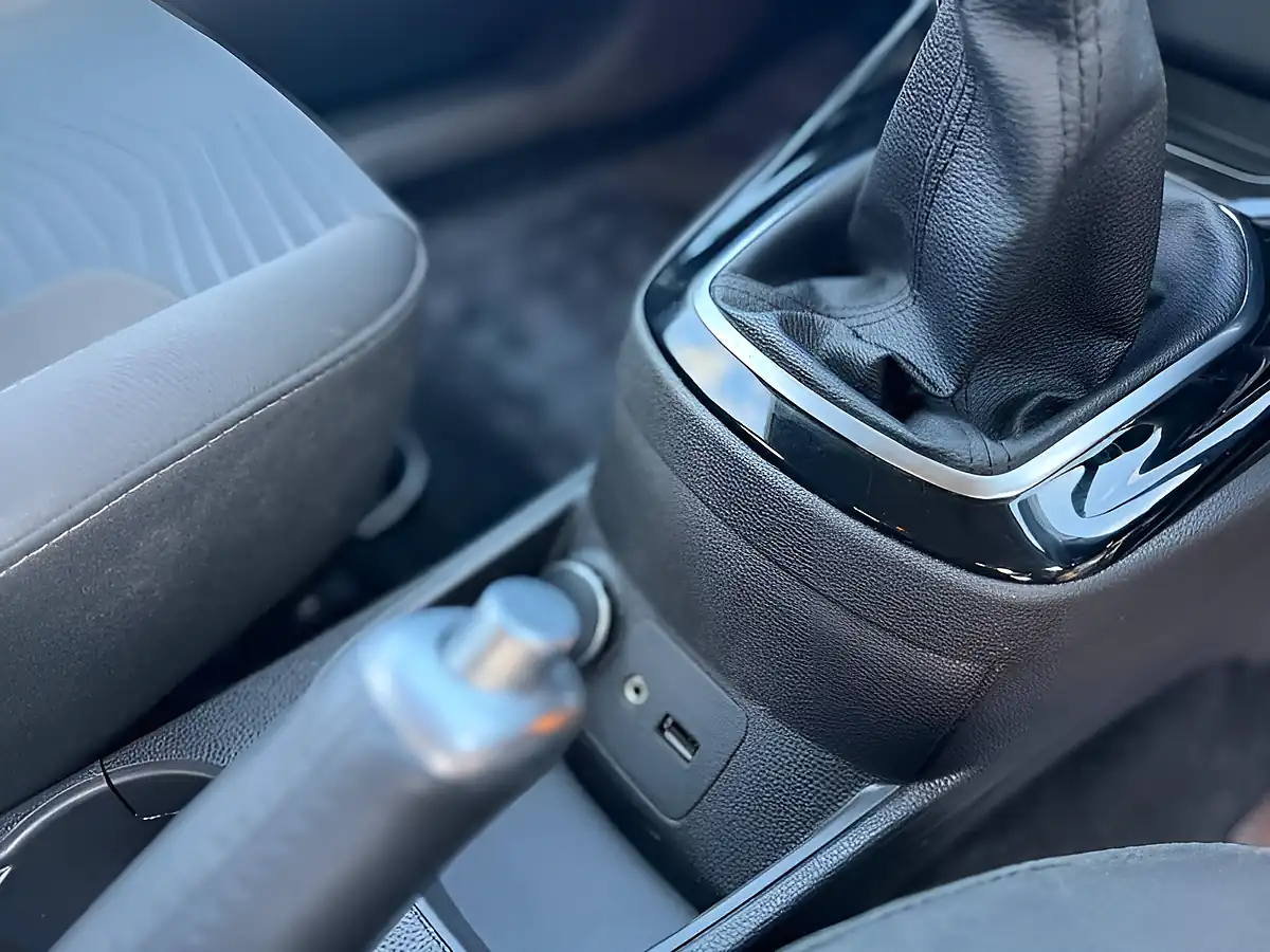 Used 2015 Ford Fiesta Zetec Blue - Interior and Exterior details 11