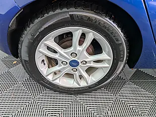 Used 2015 Ford Fiesta Zetec Blue - Interior and Exterior details 10