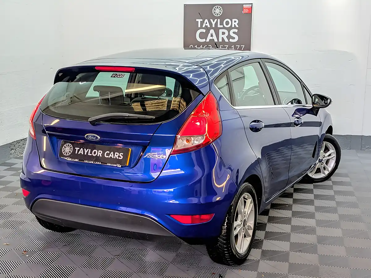 Used 2015 Ford Fiesta Zetec Blue - Interior and Exterior details 5