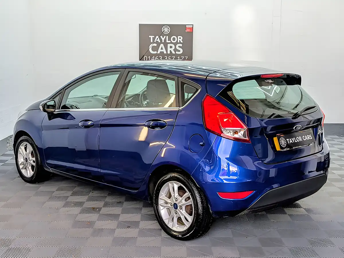 Used 2015 Ford Fiesta Zetec Blue - Interior and Exterior details 8