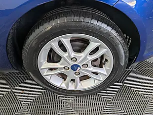 Used 2015 Ford Fiesta Zetec Blue - Interior and Exterior details 9