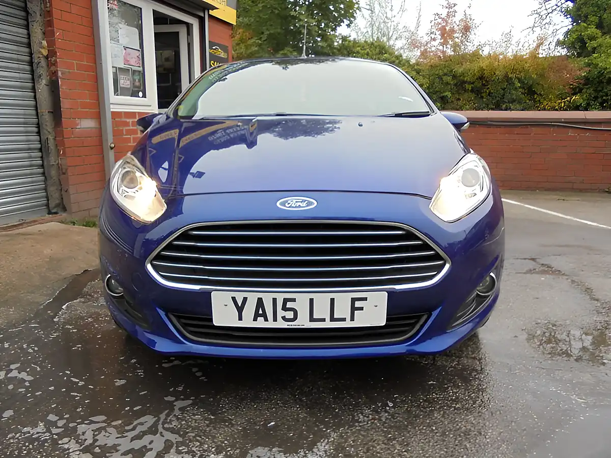 Used 2015 Ford Fiesta Zetec Blue - Interior and Exterior details 3