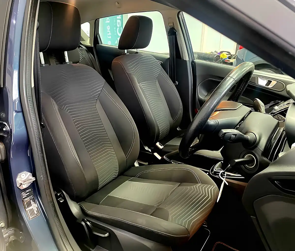 Used 2015 Ford Fiesta Zetec Grey - Interior and Exterior details 10