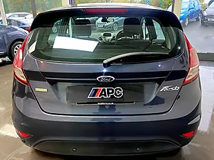 Used 2015 Ford Fiesta Zetec Grey - Interior and Exterior details 5