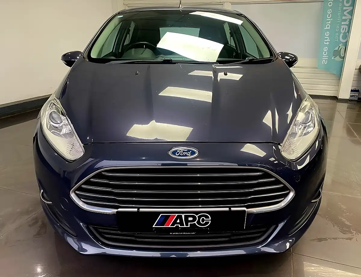Used 2015 Ford Fiesta Zetec Grey - Interior and Exterior details 9
