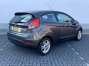 Used 2015 Ford Fiesta Zetec Grey - Interior and Exterior details 10