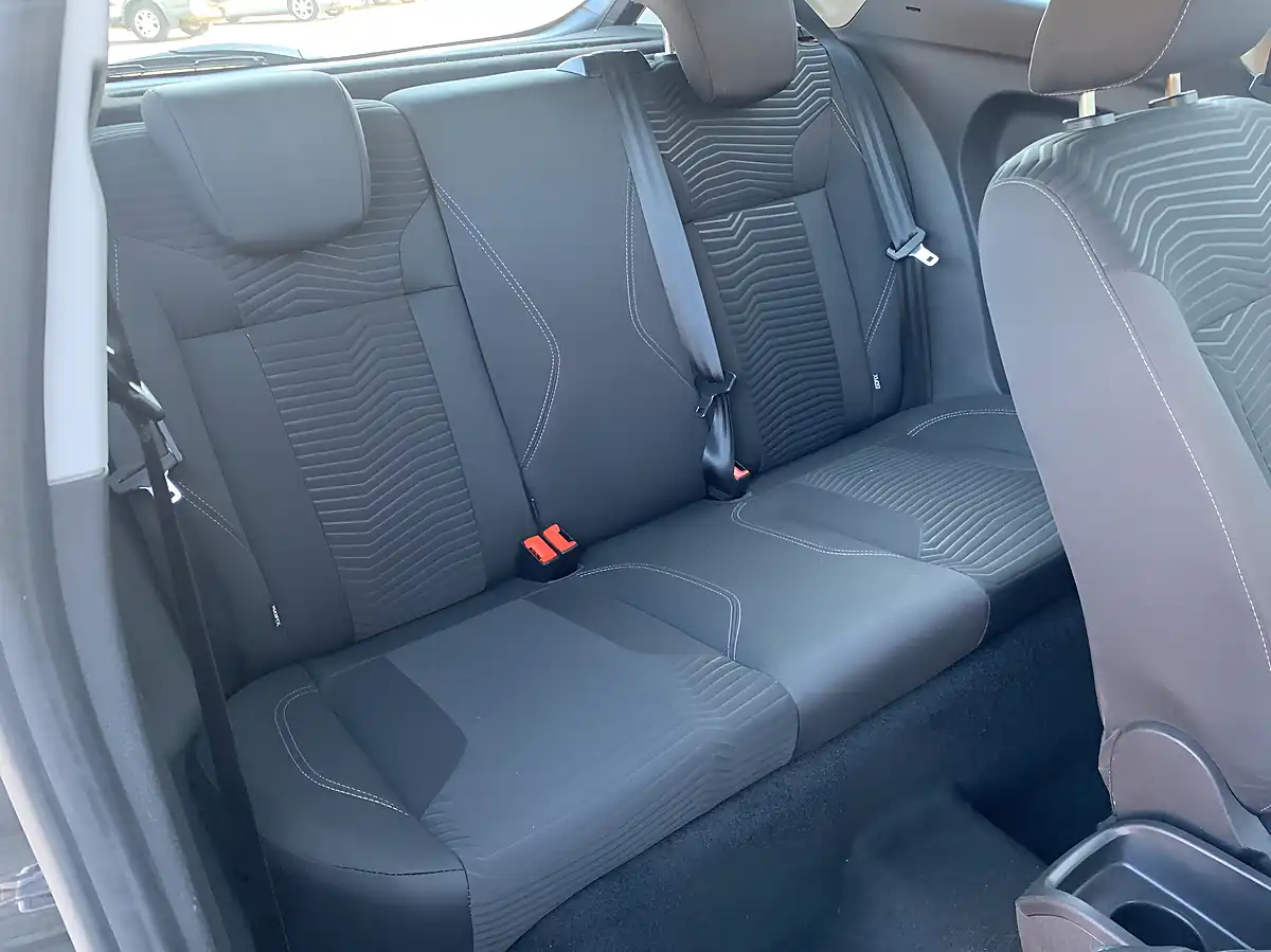 Used 2015 Ford Fiesta Zetec Grey - Interior and Exterior details 8