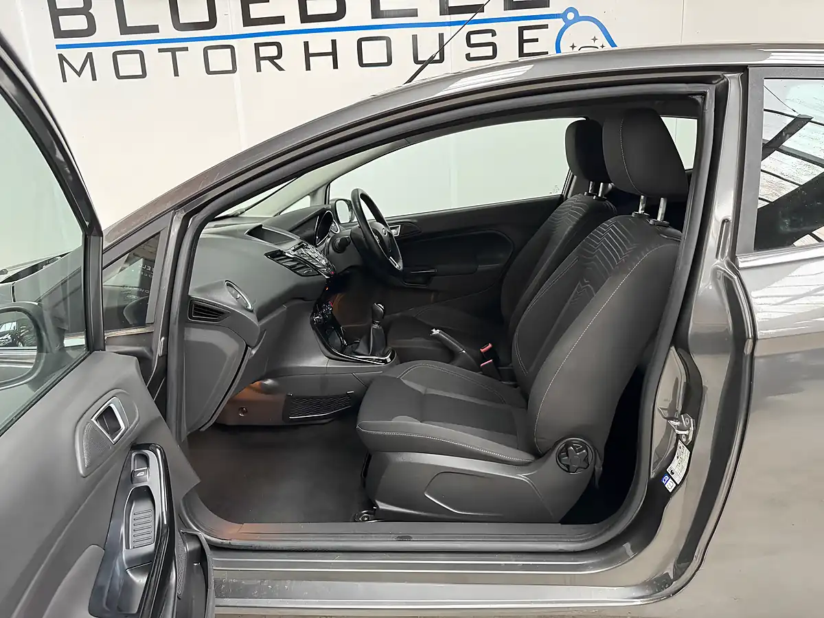 Used 2015 Ford Fiesta Zetec Magnetic Grey - Interior and Exterior details 9