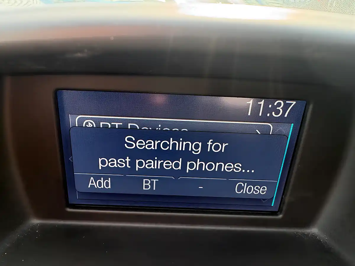 Used 2015 Ford Fiesta Zetec Moondust Silver - Interior and Exterior details 11