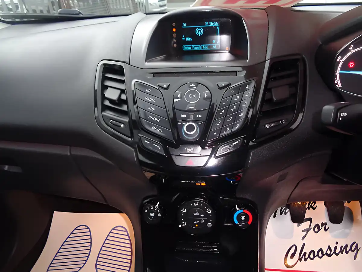 Used 2015 Ford Fiesta Zetec Panther Black - Interior and Exterior details 8