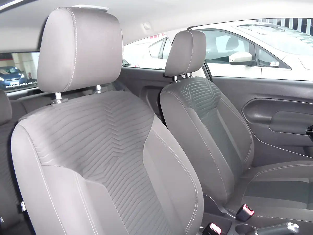 Used 2015 Ford Fiesta Zetec Panther Black - Interior and Exterior details 9