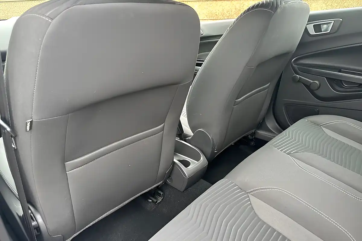 Used 2015 Ford Fiesta Zetec Polar White - Interior and Exterior details 15