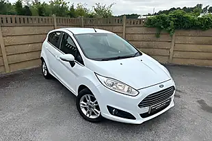 Used 2015 Ford Fiesta Zetec Polar White - Interior and Exterior details 20