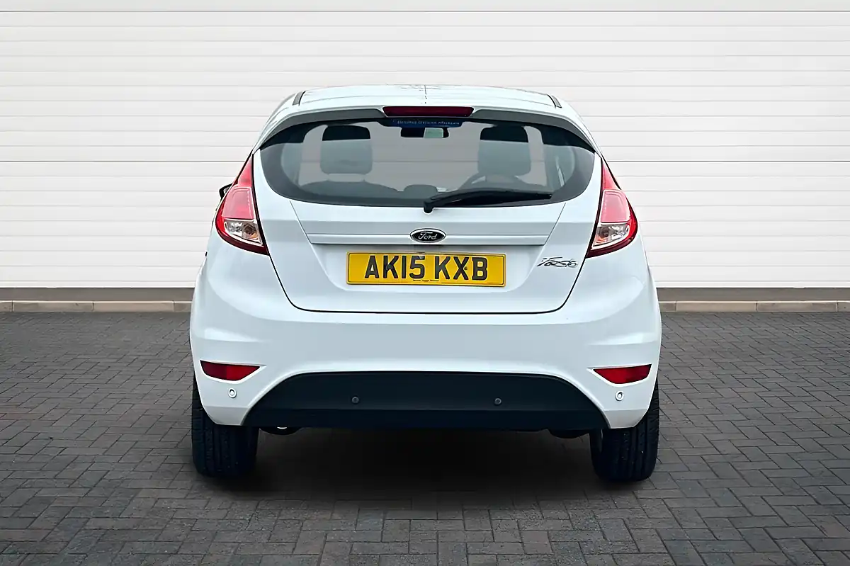 Used 2015 Ford Fiesta Zetec Polar White - Interior and Exterior details 4