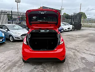 Used 2015 Ford Fiesta Zetec Race Red - Interior and Exterior details 15