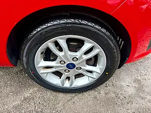 Used 2015 Ford Fiesta Zetec Race Red - Interior and Exterior details 17