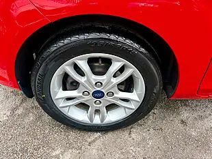 Used 2015 Ford Fiesta Zetec Race Red - Interior and Exterior details 18