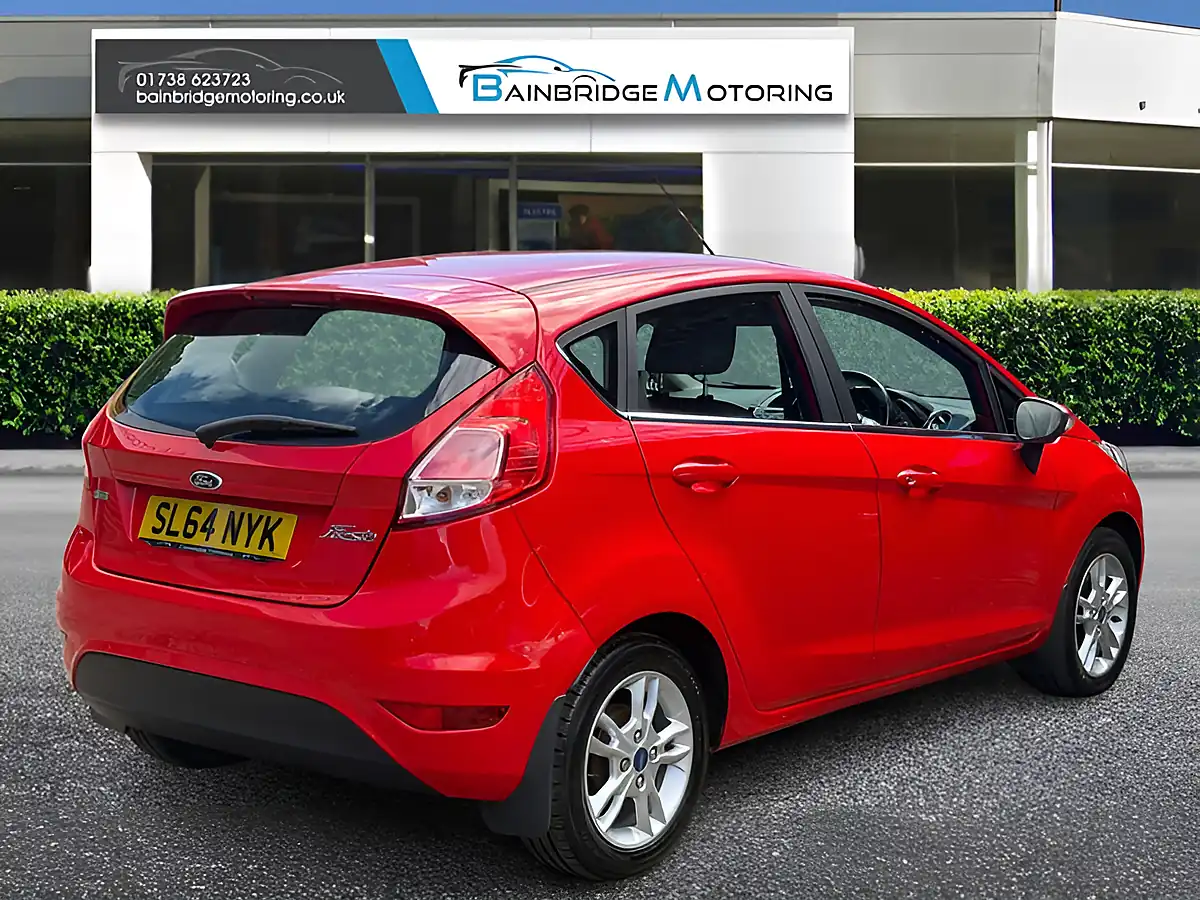 Used 2015 Ford Fiesta Zetec Red - Interior and Exterior details 3