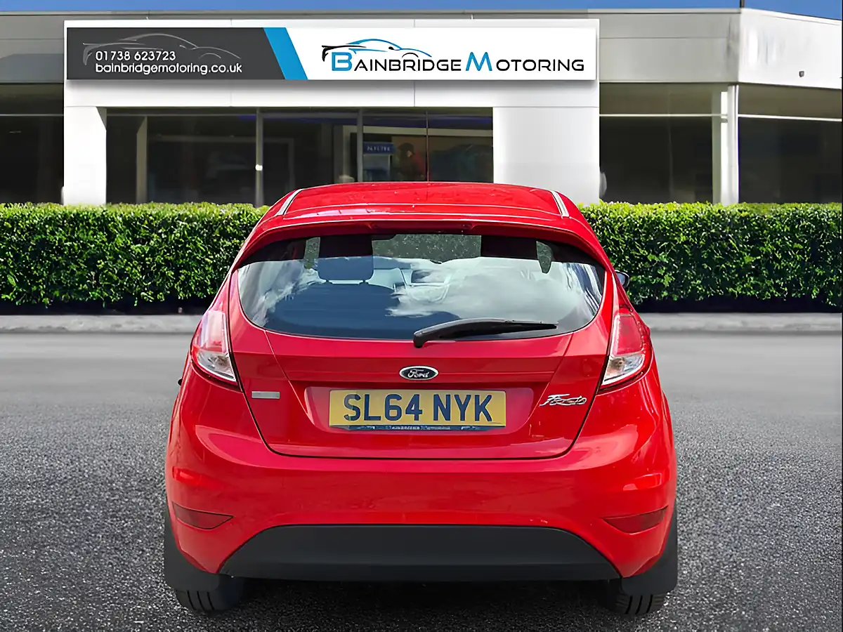 Used 2015 Ford Fiesta Zetec Red - Interior and Exterior details 4