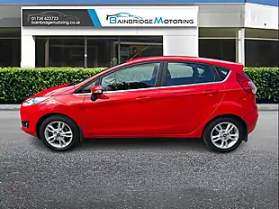 Used 2015 Ford Fiesta Zetec Red - Interior and Exterior details 6