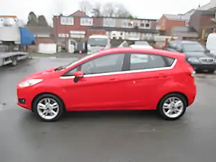 Used 2015 Ford Fiesta Zetec Red - Interior and Exterior details 3