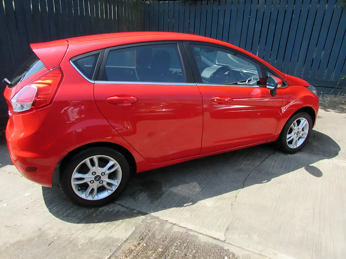 Used 2015 Ford Fiesta Zetec Red - Interior and Exterior details 12