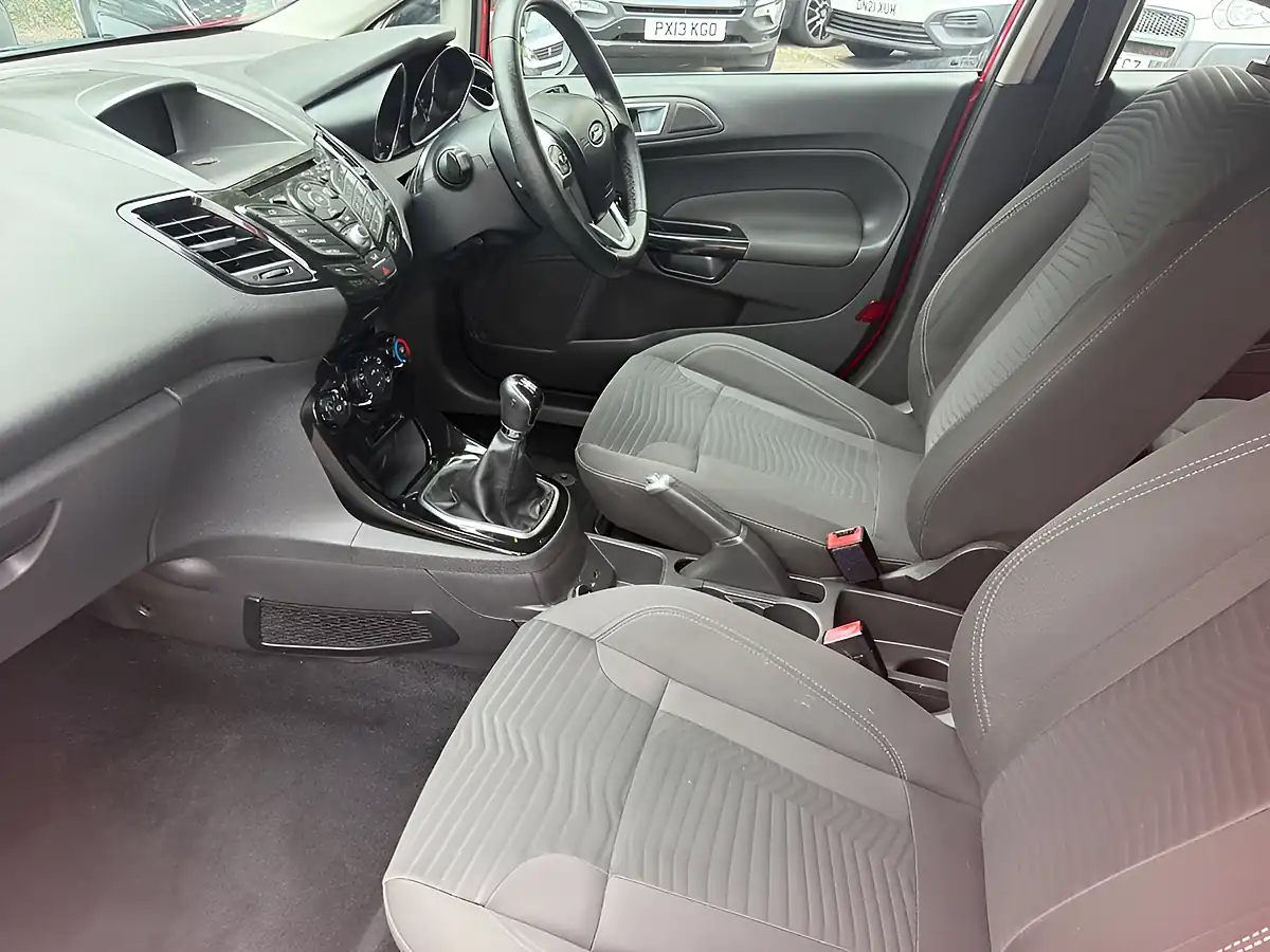 Used 2015 Ford Fiesta Zetec Red - Interior and Exterior details 11