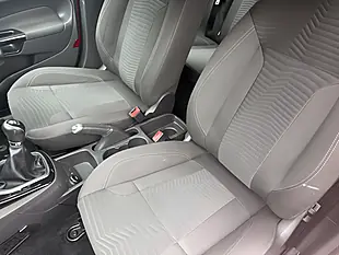 Used 2015 Ford Fiesta Zetec Red - Interior and Exterior details 12