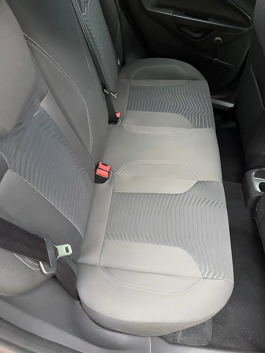Used 2015 Ford Fiesta Zetec Red - Interior and Exterior details 16