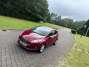 Used 2015 Ford Fiesta Zetec Red - Interior and Exterior details 8