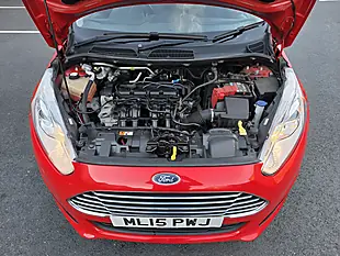 Used 2015 Ford Fiesta Zetec Red - Interior and Exterior details 18