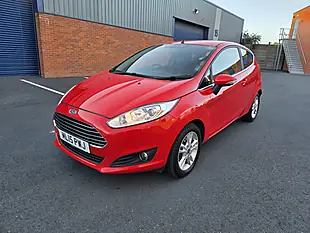 Used 2015 Ford Fiesta Zetec Red - Interior and Exterior details 3