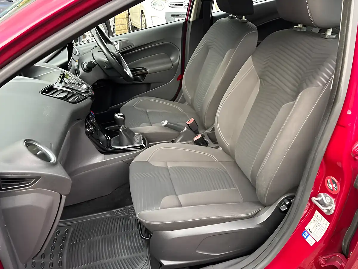 Used 2015 Ford Fiesta Zetec Red - Interior and Exterior details 12