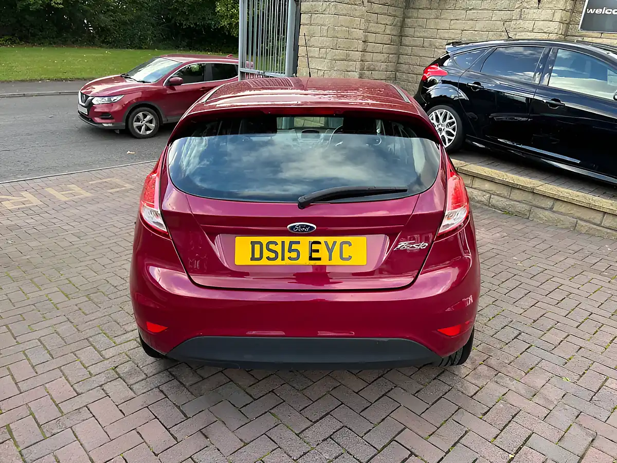Used 2015 Ford Fiesta Zetec Red - Interior and Exterior details 8
