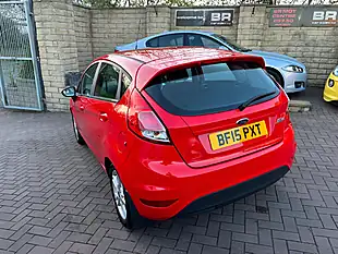Used 2015 Ford Fiesta Zetec Red - Interior and Exterior details 8