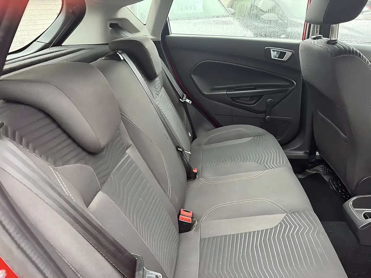 Used 2015 Ford Fiesta Zetec Red - Interior and Exterior details 10