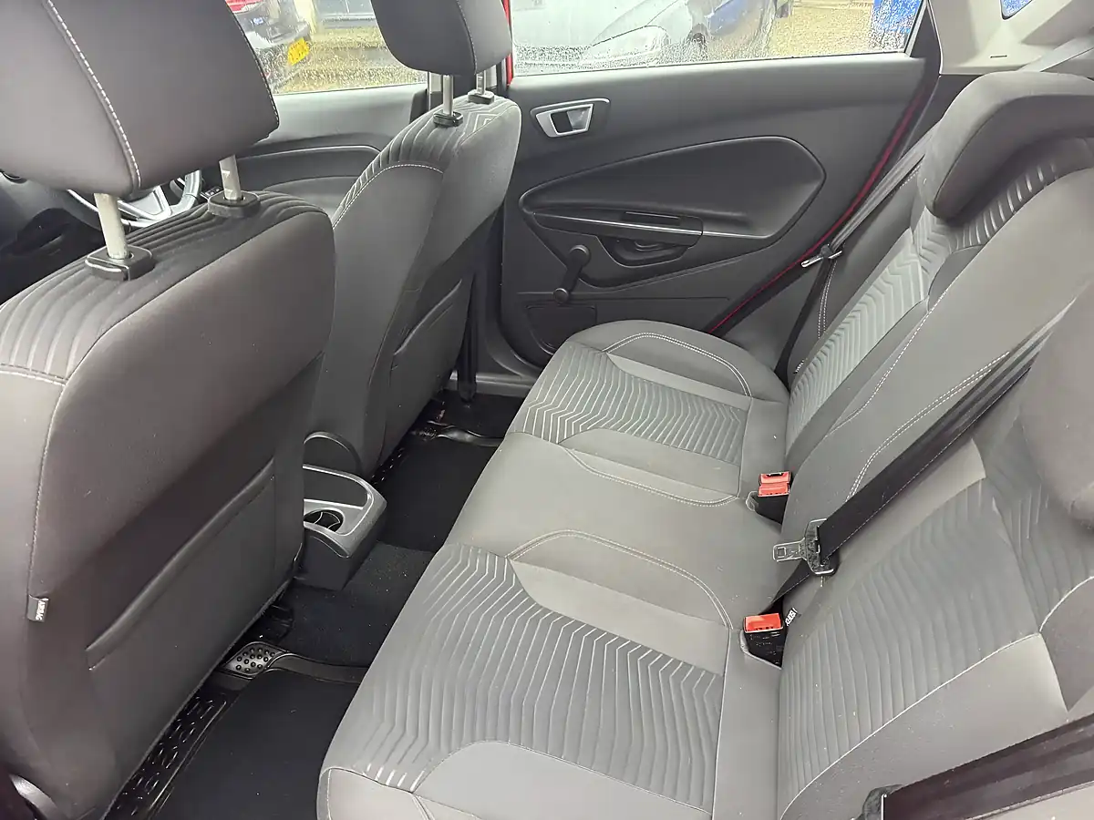 Used 2015 Ford Fiesta Zetec Red - Interior and Exterior details 11