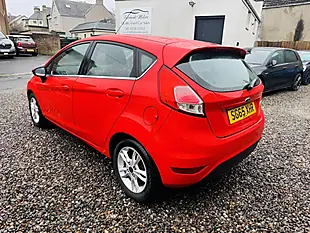 Used 2015 Ford Fiesta Zetec Red - Interior and Exterior details 3