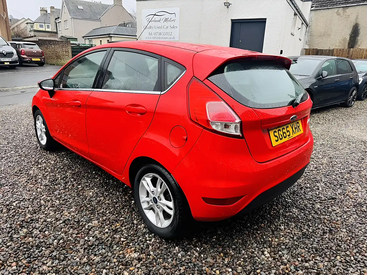 Used 2015 Ford Fiesta Zetec Red - Interior and Exterior details 3