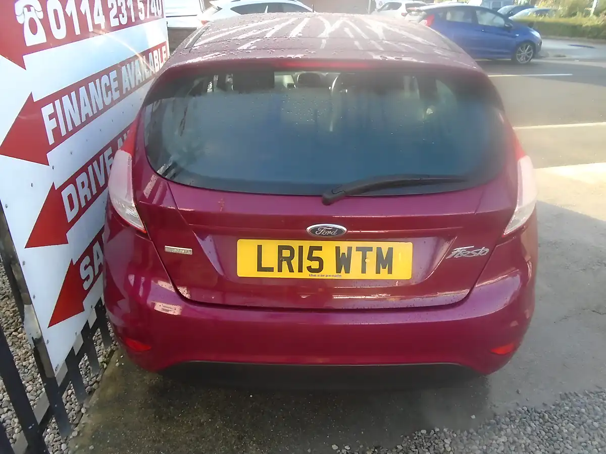 Used 2015 Ford Fiesta Zetec Red - Interior and Exterior details 14